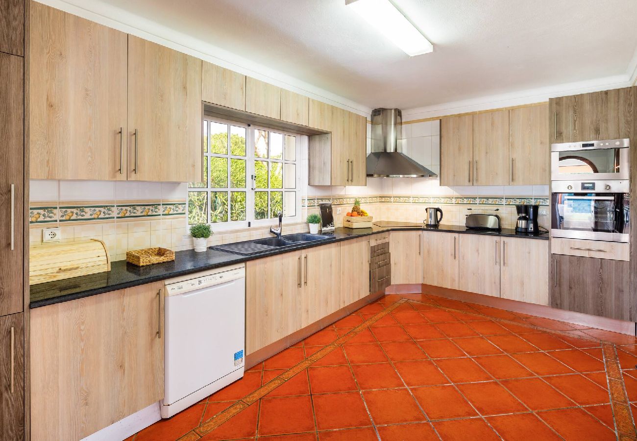 Villa in Albufeira - Vila Tenazinha III