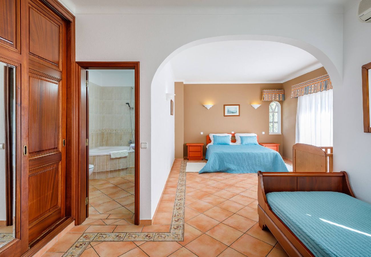 Huis in Albufeira - Vila Tenazinha 1 e 2