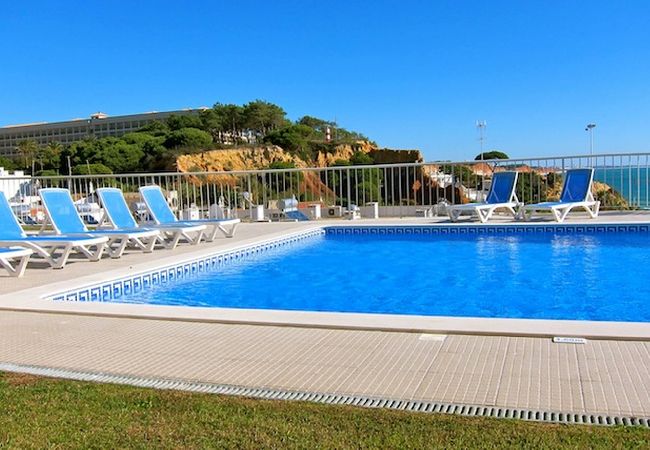 Apartamento em Olhos de Água - Varandas do Mar