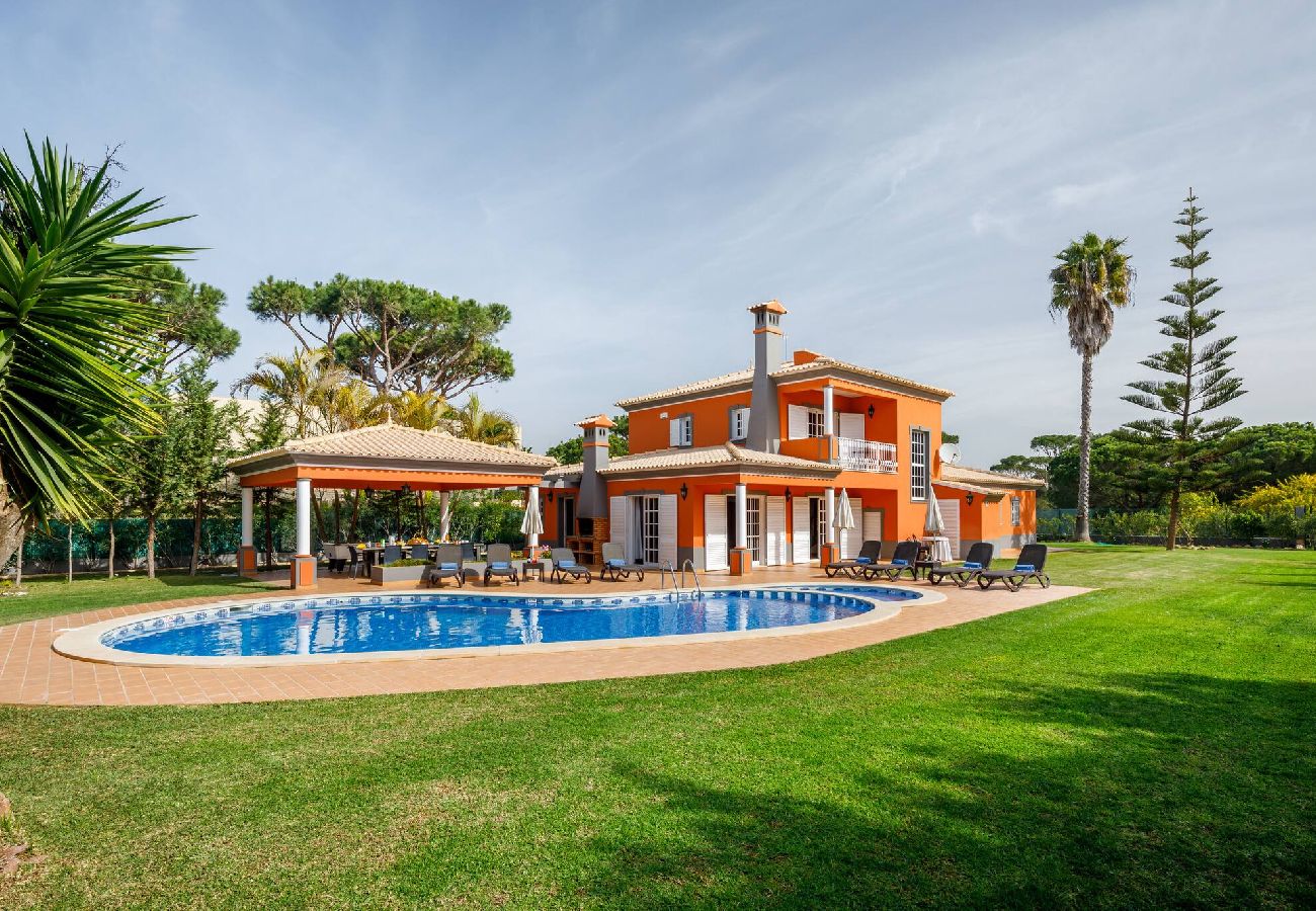 Villa in Albufeira - Vila Tenazinha III
